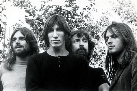 Y­e­n­i­d­e­n­ ­P­i­n­k­ ­F­l­o­y­d­
